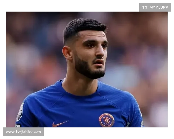 亚特兰大对切尔西中场冲突，吉姆西蒂染黄引争议